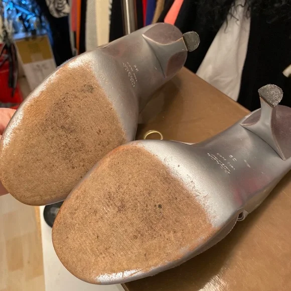 Vintage Prada shoes - Picture 8 of 12